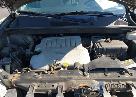 2010 Toyota Highlander Base V6 from USA, damaged, VIN 5TDBK3EH0AS009007